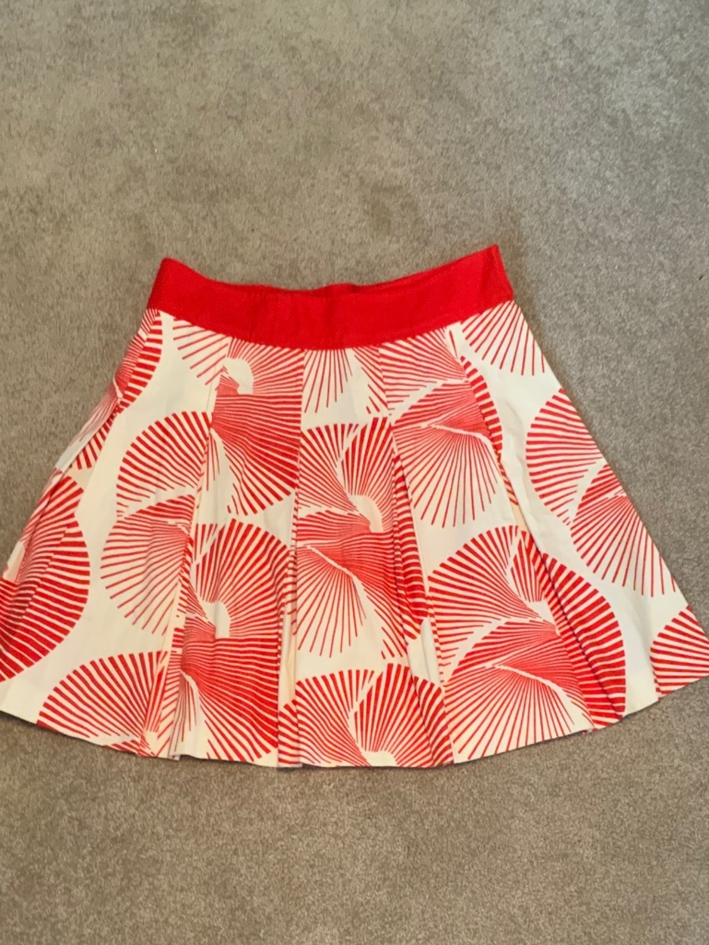 Diane Von Furstenberg Red and White A-Line Pleated Skirt